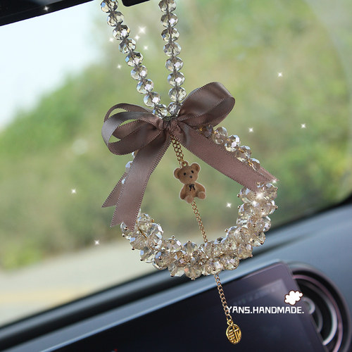 丫妮司小幅熊水晶汽车挂件