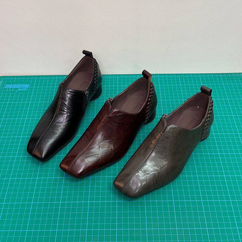 深口真皮单鞋女方头2026春季新款粗中跟大码复古手工小皮鞋子女,女鞋,深口单鞋,淘宝优惠券,粉丝福利购,淘宝优惠卷