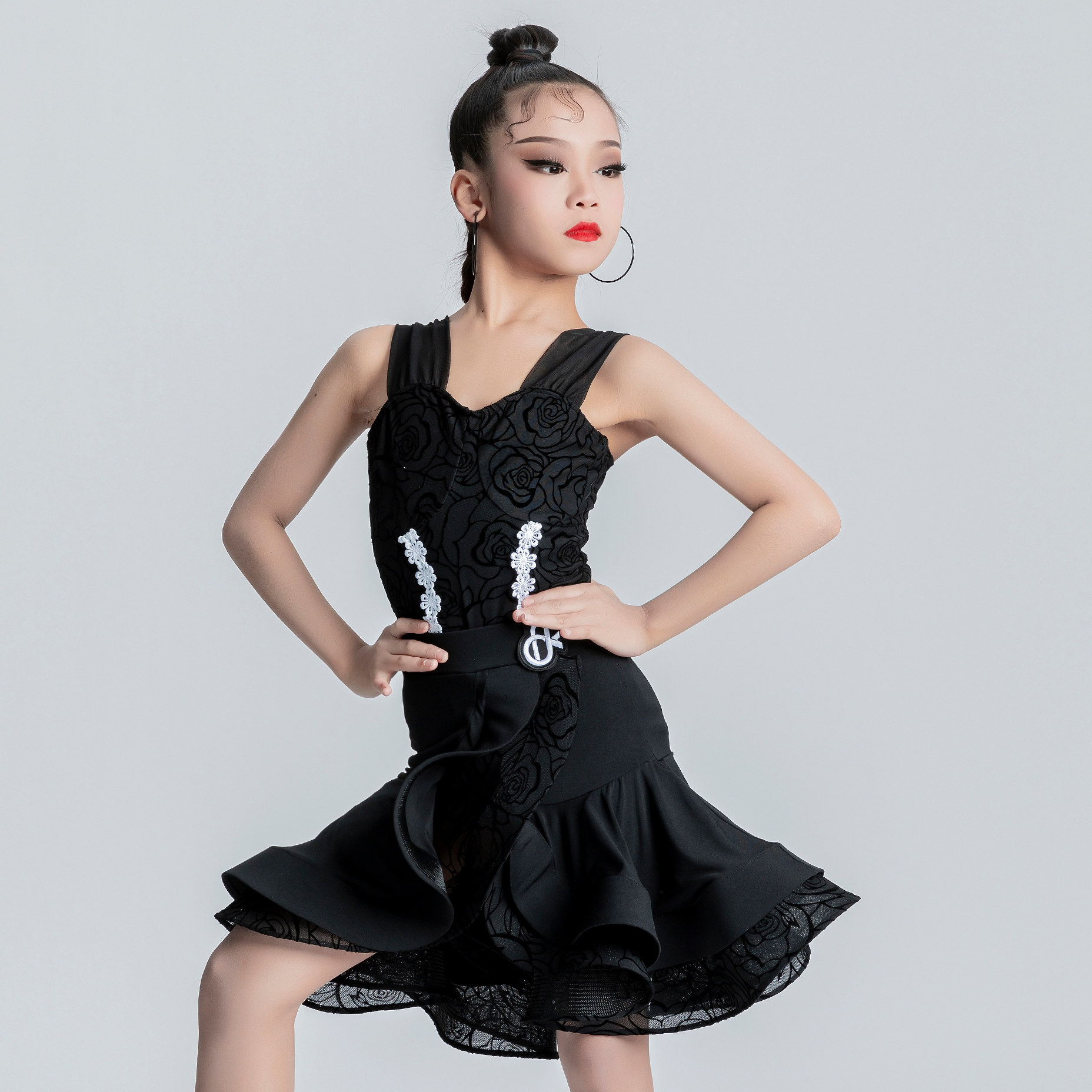 梵蒂恺儿童女拉丁舞服新款练功服