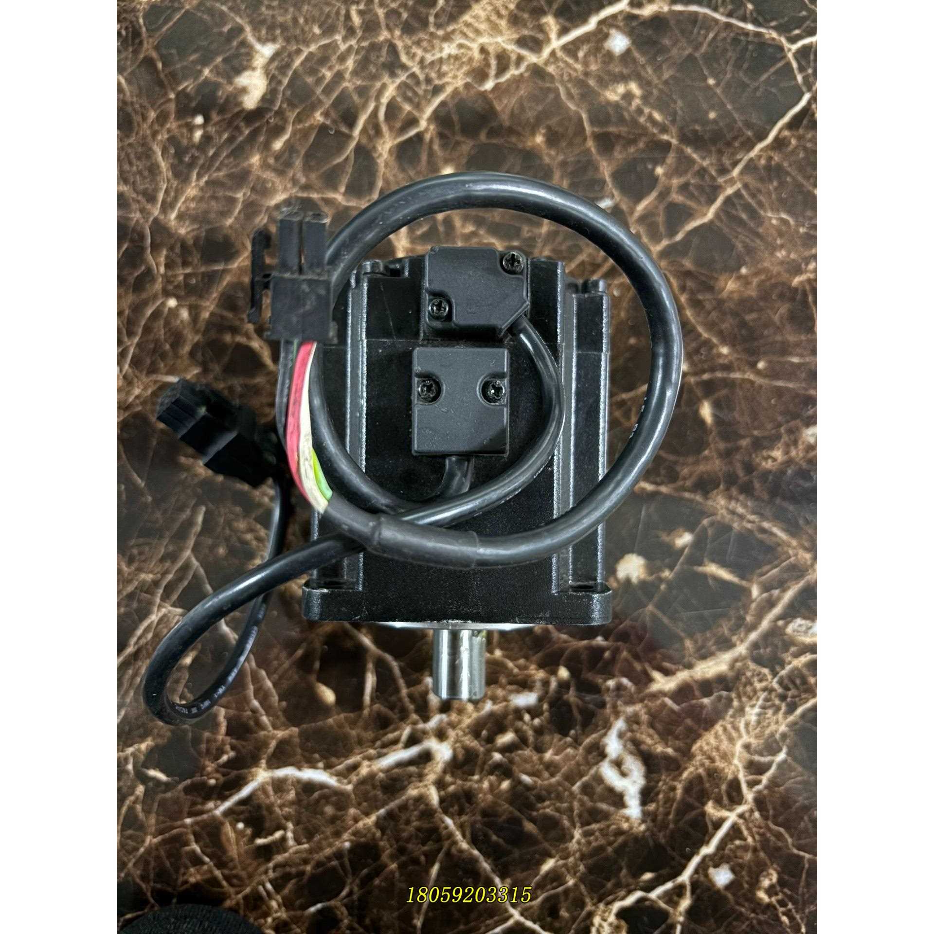 台达 ECMC-CW0804R7HA 400W伺服电机议价