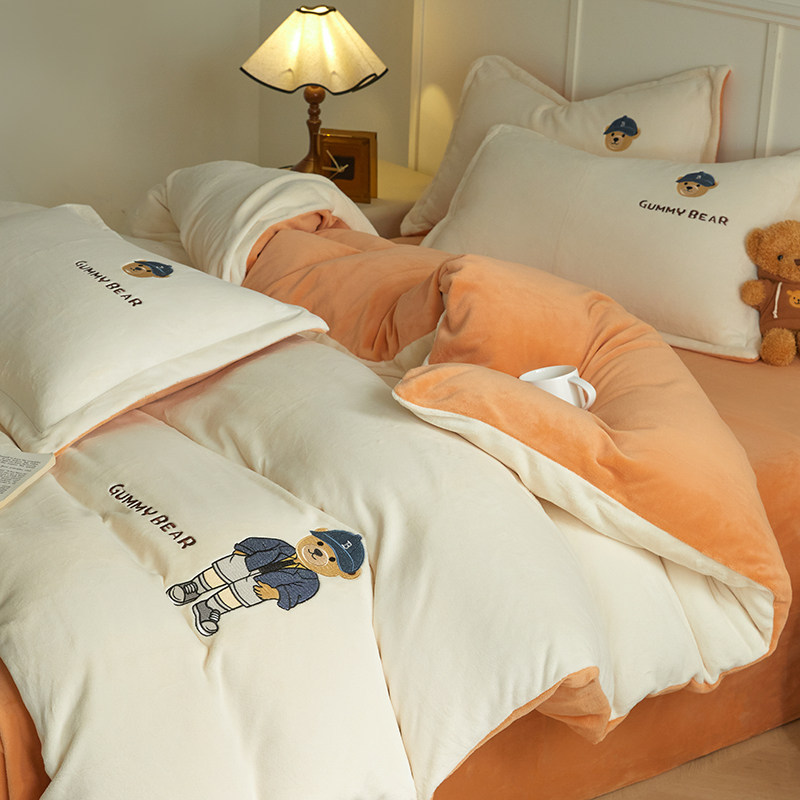 自然醒牛奶绒卡通刺绣四件套冬季加厚双面绒被套珊瑚绒加绒床单