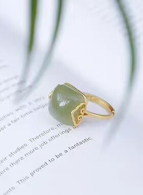 祥云绿钰女款简约复古戒指