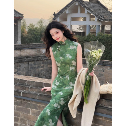 故双栖【春风十里】新中式复古绿色旗袍裙女夏改良年轻款修身收腰