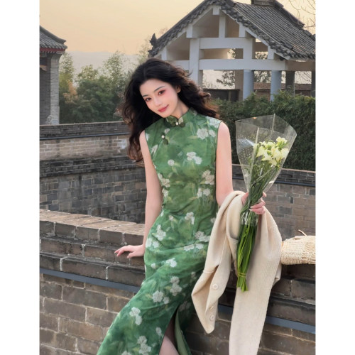 故双栖新中式绿色无袖旗袍裙女夏
