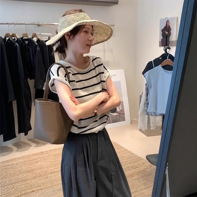 韩系条纹冰丝针织圆领短袖T恤女夏季薄款设计感独特漂亮短款上衣
