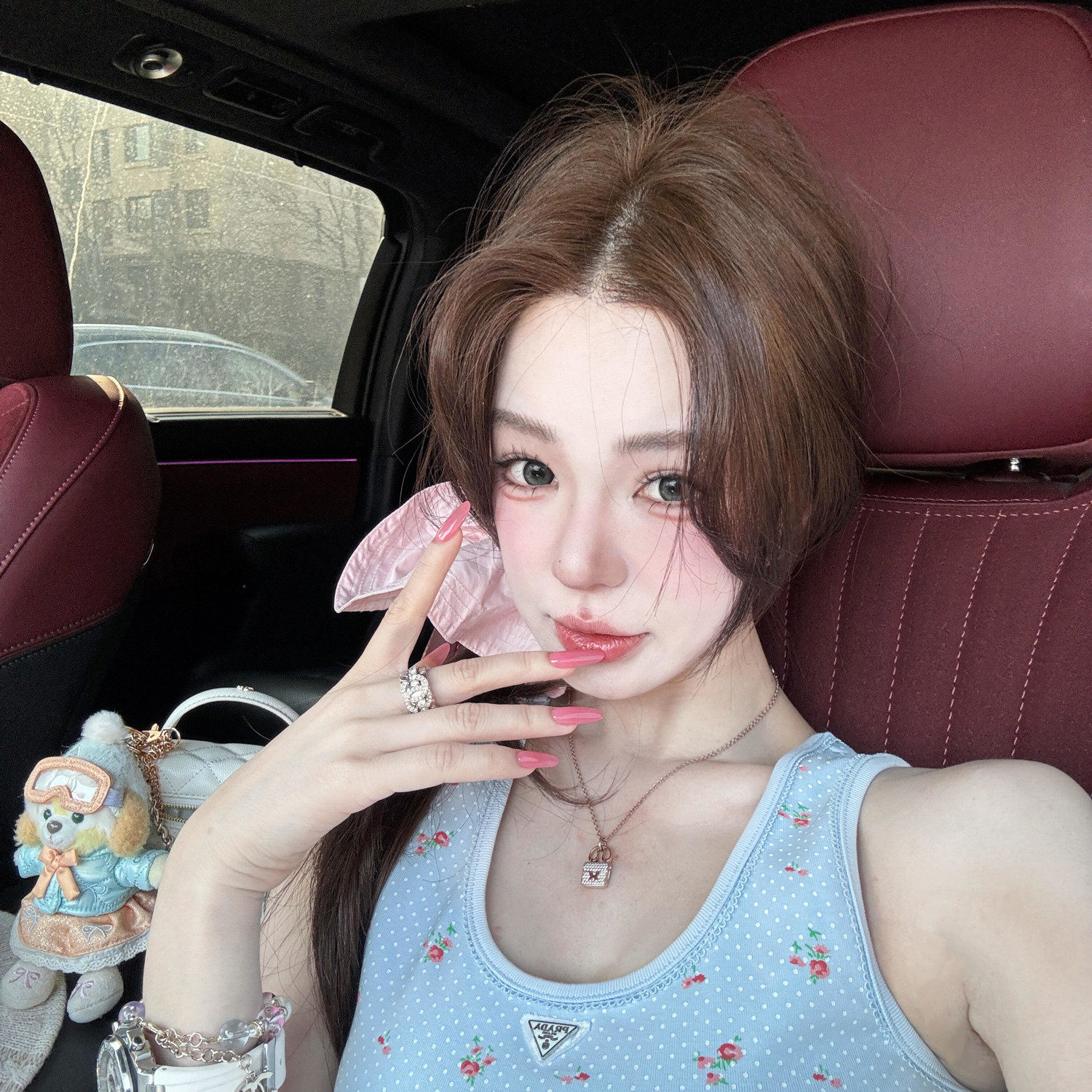 纯手工裸色美甲穿戴甲中长款2026新款高级感微醺红美甲贴片婚纱照