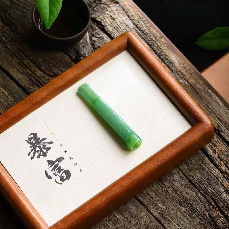 天然新疆和田玉玉器工厂店俄料碧玉老料工艺品玉石兽面烟嘴带证书