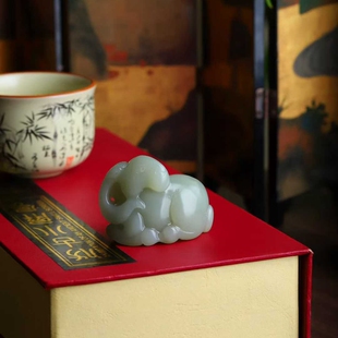 天然新疆和田玉玉器工厂店且末料老料工艺品玉石十二生肖羊手把件