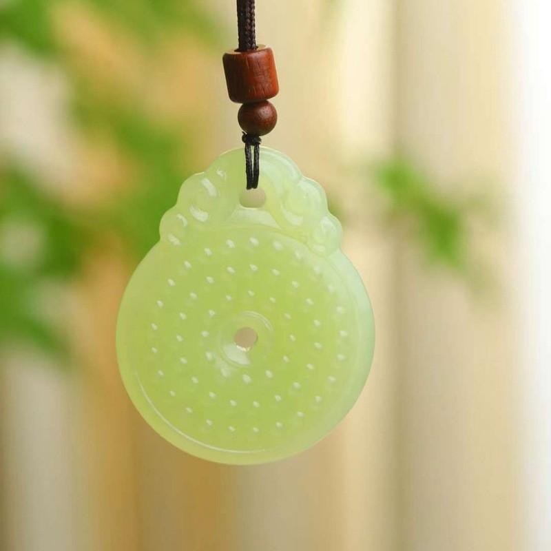 和田玉若羌黄口料复古玉璧吊坠