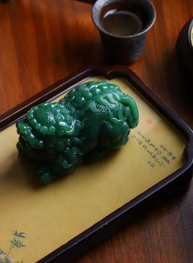天然新疆和田玉玉器工厂店俄料碧玉老料玉石狮子大把件小摆件带证