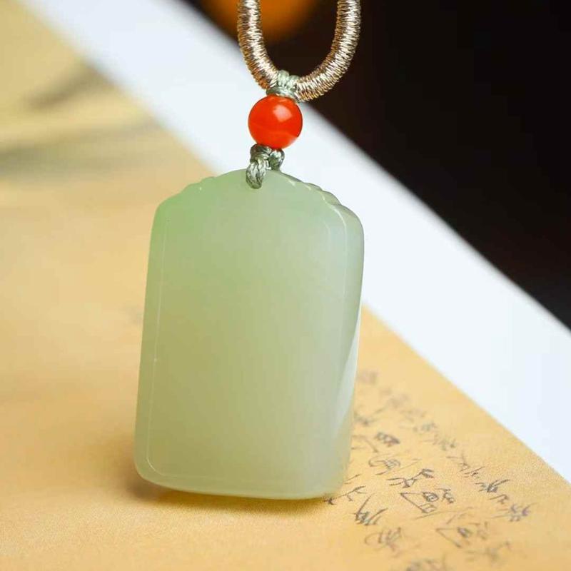 飘翠色青海料平安牌吊坠