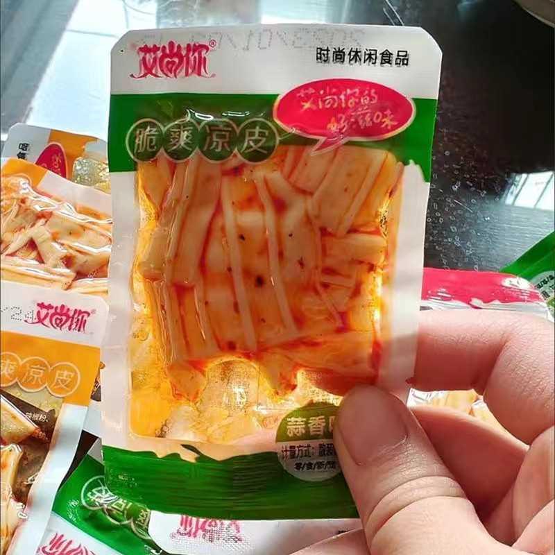好吃的艾尚你脆爽凉皮劲爽凉皮辣条面筋小吃儿时零食魔芋脆爽40包