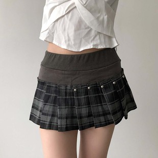 IUAE「叛逆腹黑」铆钉拼接格子复古百褶裙女低腰撞色短裙jk半身裙