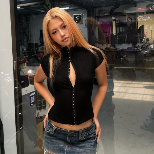 美式辣妹黑色立领金属拉链T恤