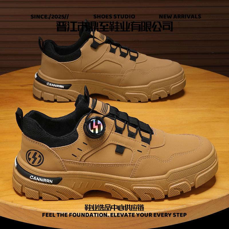 晋江市鼎至鞋业有限公司男鞋春季新款低帮一脚蹬旋转纽扣运动休闲