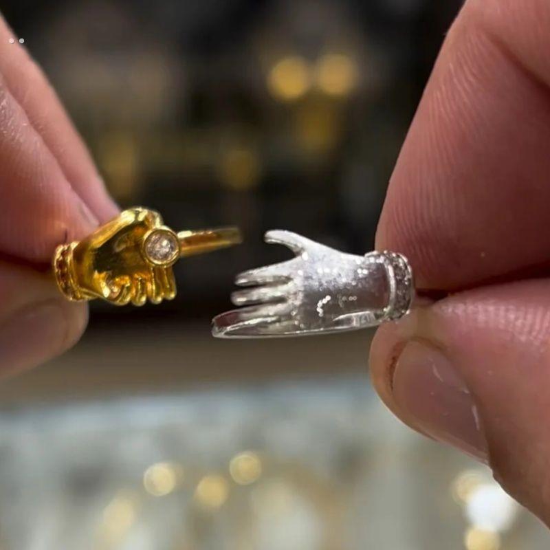 小众独特戒指创意拥抱手戒指艺术个性独特时尚高级感情侣牵手对戒