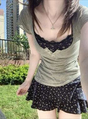 时尚小众设计感叠穿两件套女掐腰显瘦碎花吊带连衣裙搭配灰色外衫