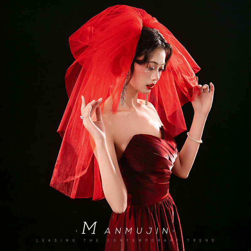 凹凸造型旅拍照红色硬网蓬蓬头纱