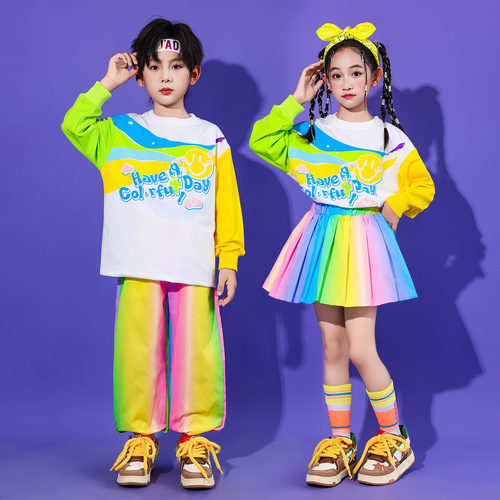 儿童啦啦队演出服秋季运动会开幕式服装小学生彩虹班服幼儿园表演
