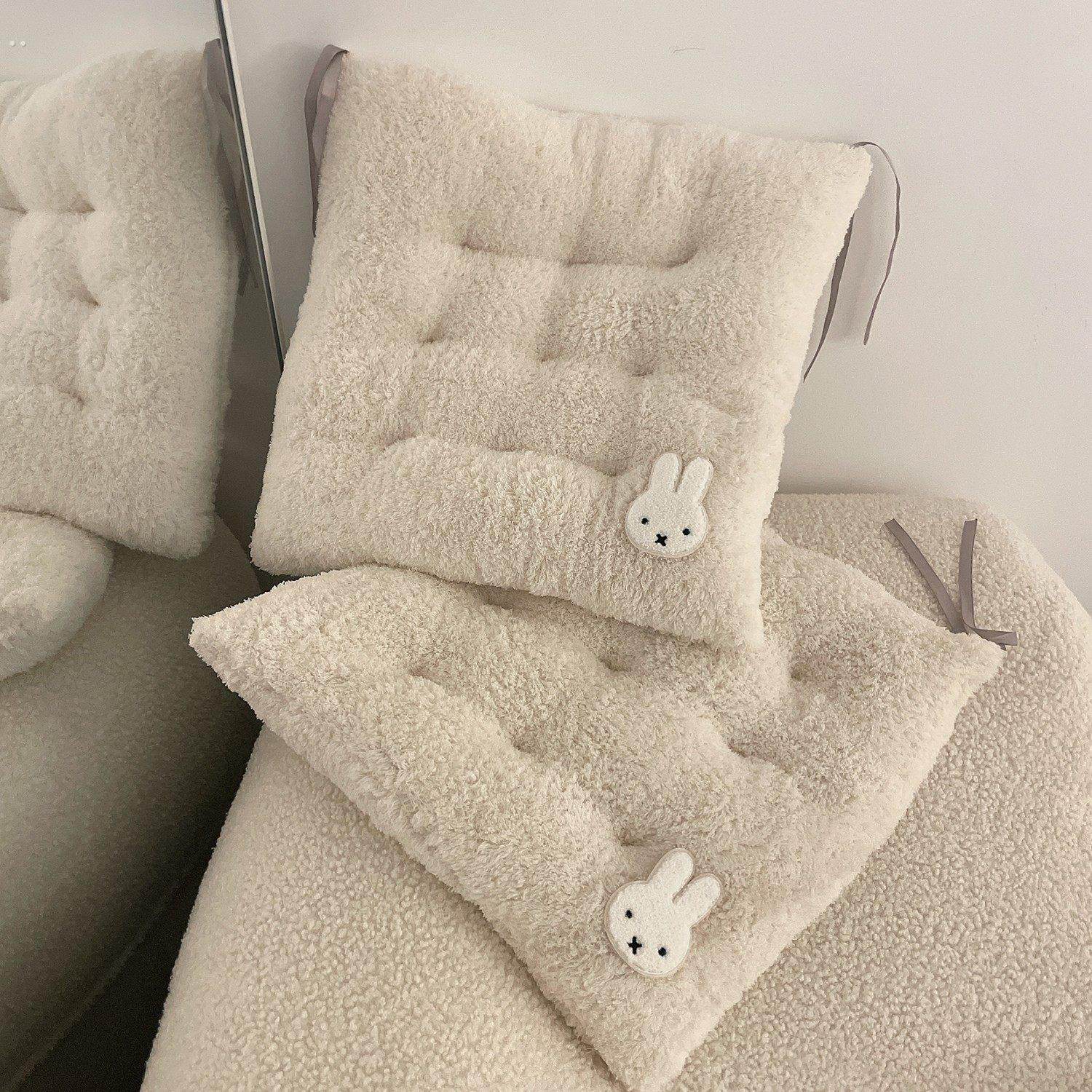 冬天柔软毛绒坐垫家用办公室屁垫绑带餐桌椅垫子ins加厚可爱靠垫,居家布艺,椅垫,淘宝优惠券,粉丝福利购,淘宝优惠卷