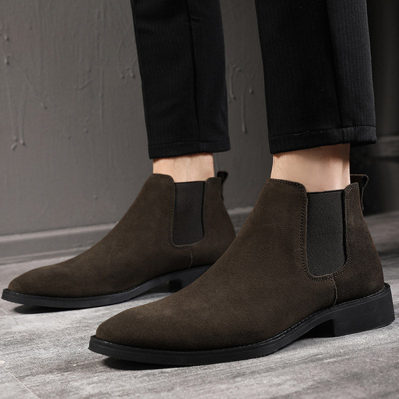 中帮翻毛皮鞋大码真皮男鞋春秋新款高帮切尔西短靴冬季加绒马丁靴