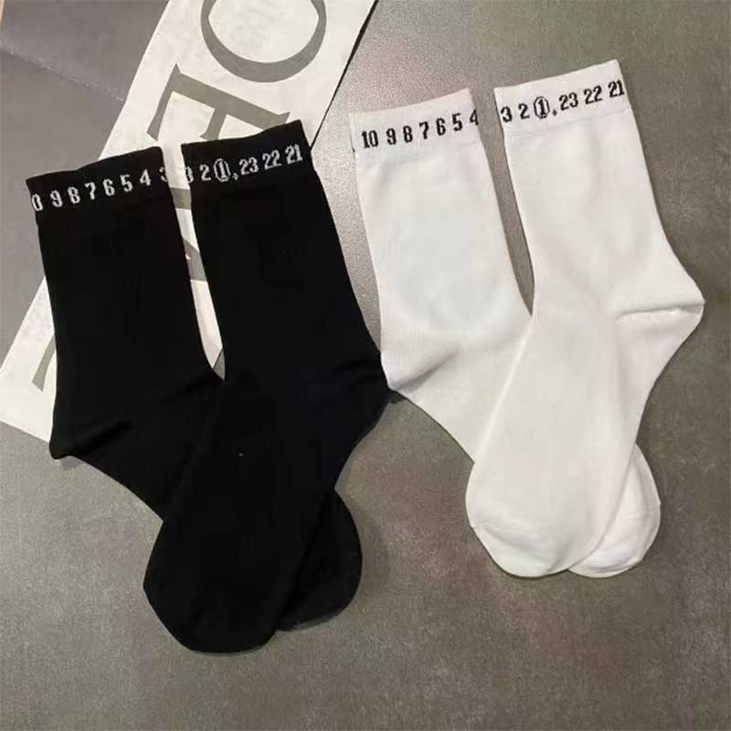 个性罗口数字袜子女夏季纯棉黑白纯色中筒袜时尚ins潮百搭运动袜