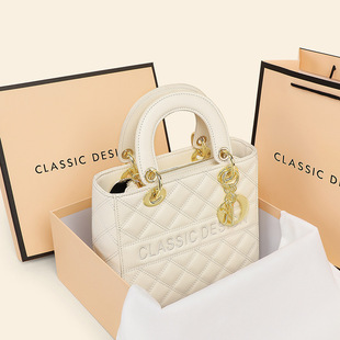 包包女2025秋冬新款女包戴妃包斜挎包感小众真皮手提包箱包