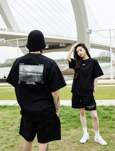 DOGTOWN 24SS南京地标系列NANKING EYES南京眼短袖TEE宽松短袖T恤