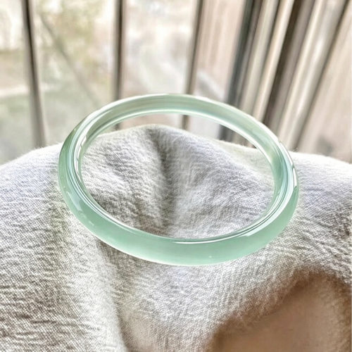 天然玛瑙手镯女款高冰油青色玉镯