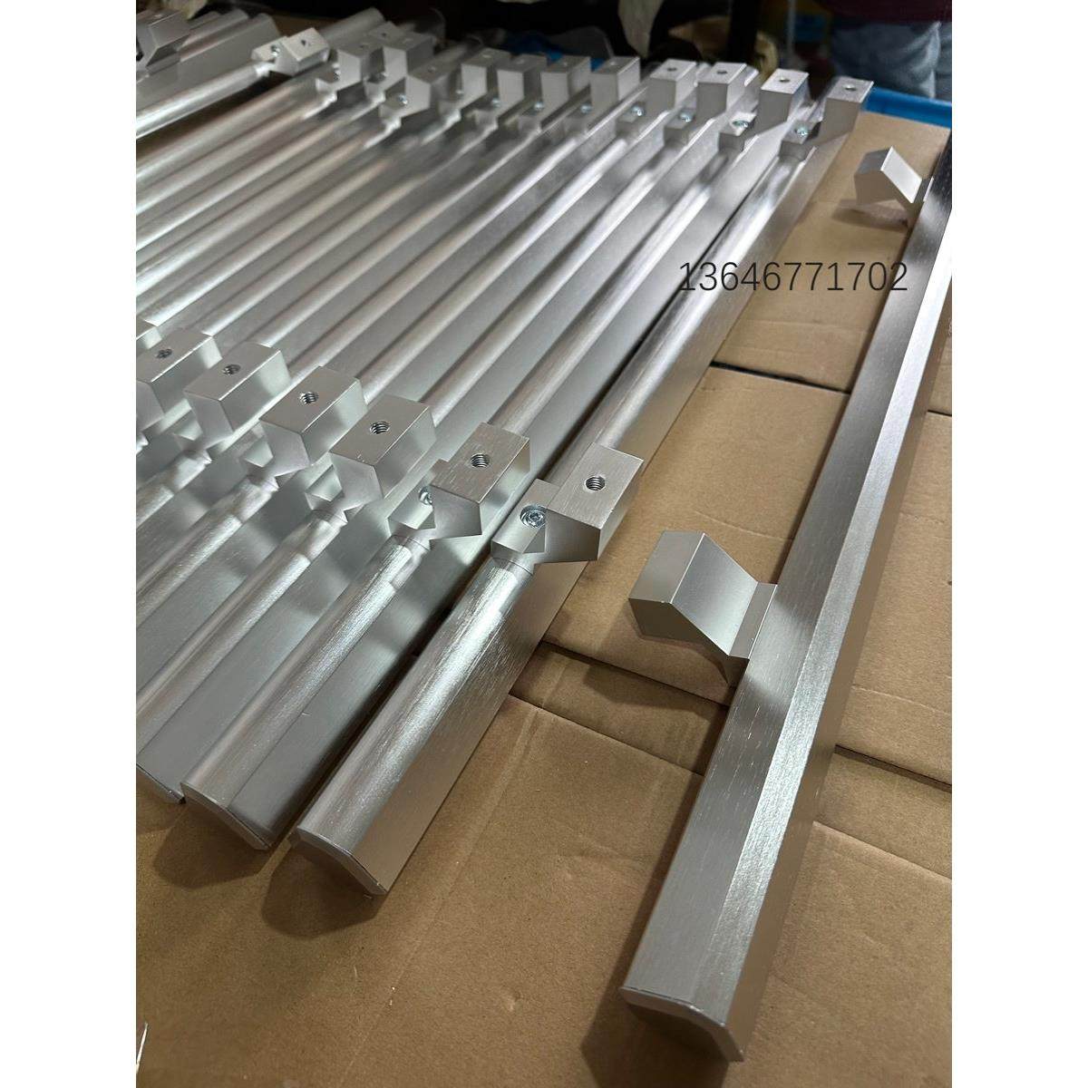 铝合金拉手实心马蹄脚消毒柜门工厂设备机床门把手抗指纹明装简约,3C数码配件,USB多功能数码宝,淘宝优惠券,粉丝福利购,淘宝优惠卷