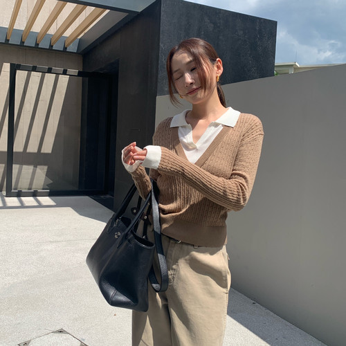 F.THREE三姐妹-秋上新老钱风经典绞花拼接假两件针织衫F6903