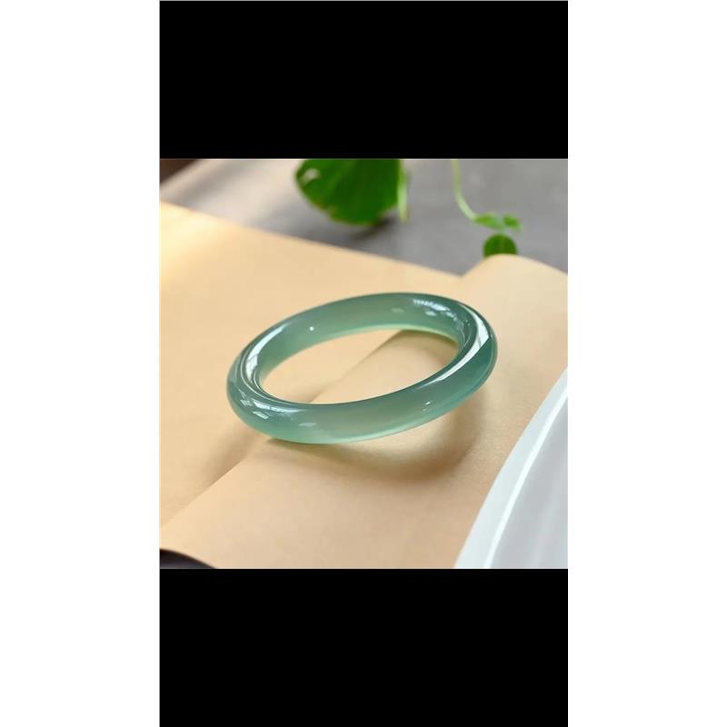 天然冰种远山黛油青色胖圆