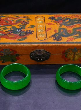 珍藏大清乾隆御制漆器盒