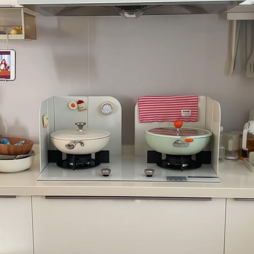 防油挡板厨房燃气灶做饭炒菜专用隔热耐高温易清洗防溅油挡板折叠