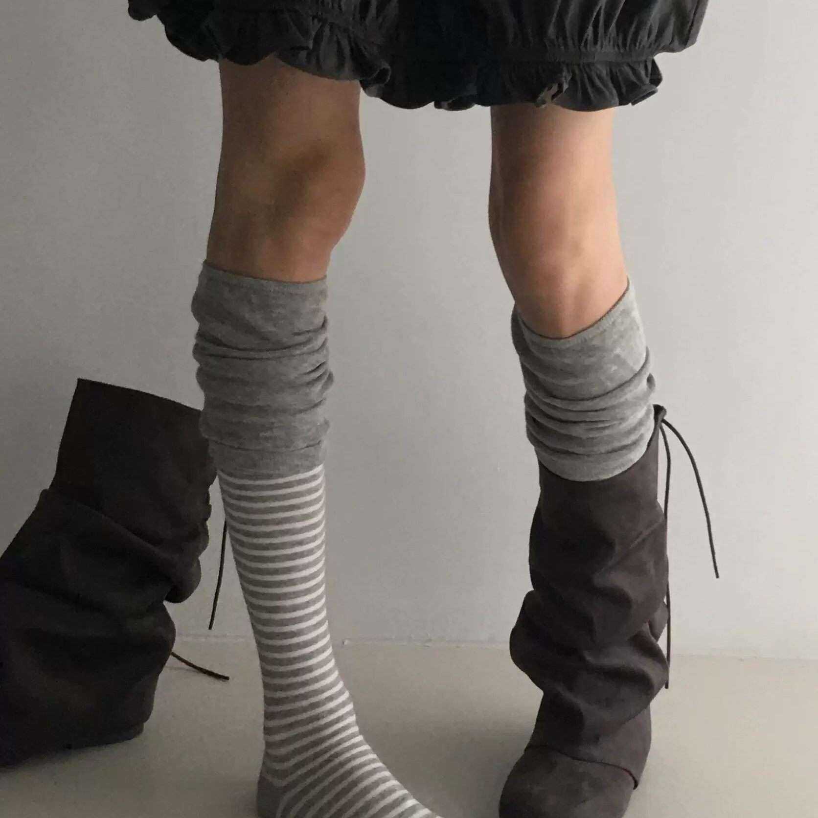 灰色拼接条纹小腿袜女2026秋季堆堆ins韩系亚比穿搭过膝袜子
