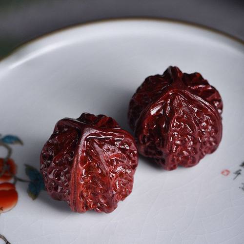 天然木雕核桃手把件木质实心犀角紫檀健身手球按摩保健球手转球