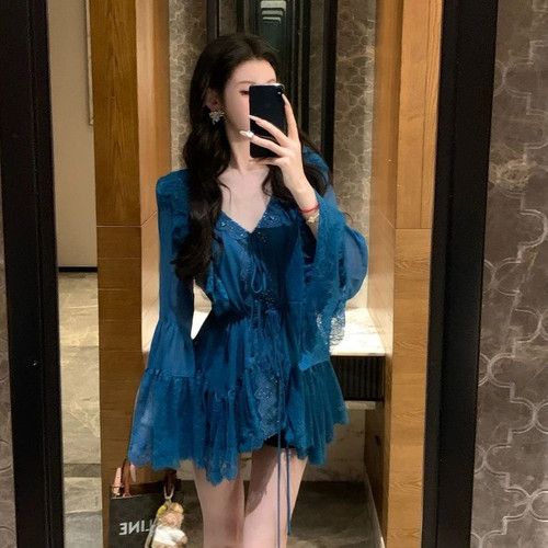 法式小众甜辣蕾丝拼接绑带喇叭袖衬衫女2026春季新款简约防晒上衣