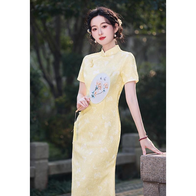 KATTERLLG苏荷鹅黄色高端旗袍女新中式夏季订婚日常穿提花连衣裙