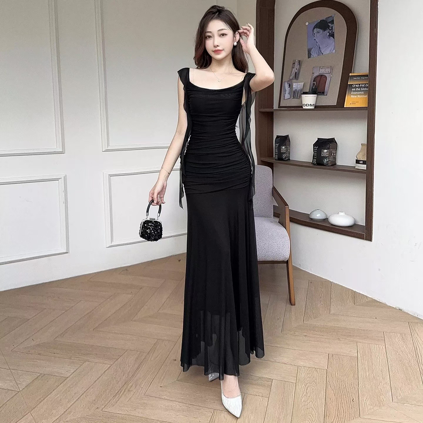 十三行2026新款韩版时尚网纱吊带连衣裙女修身显瘦百搭打底长裙潮