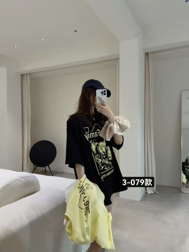WHT2025款东大门小众设计感宽松显瘦圆领卡通印花短袖T恤女上衣潮
