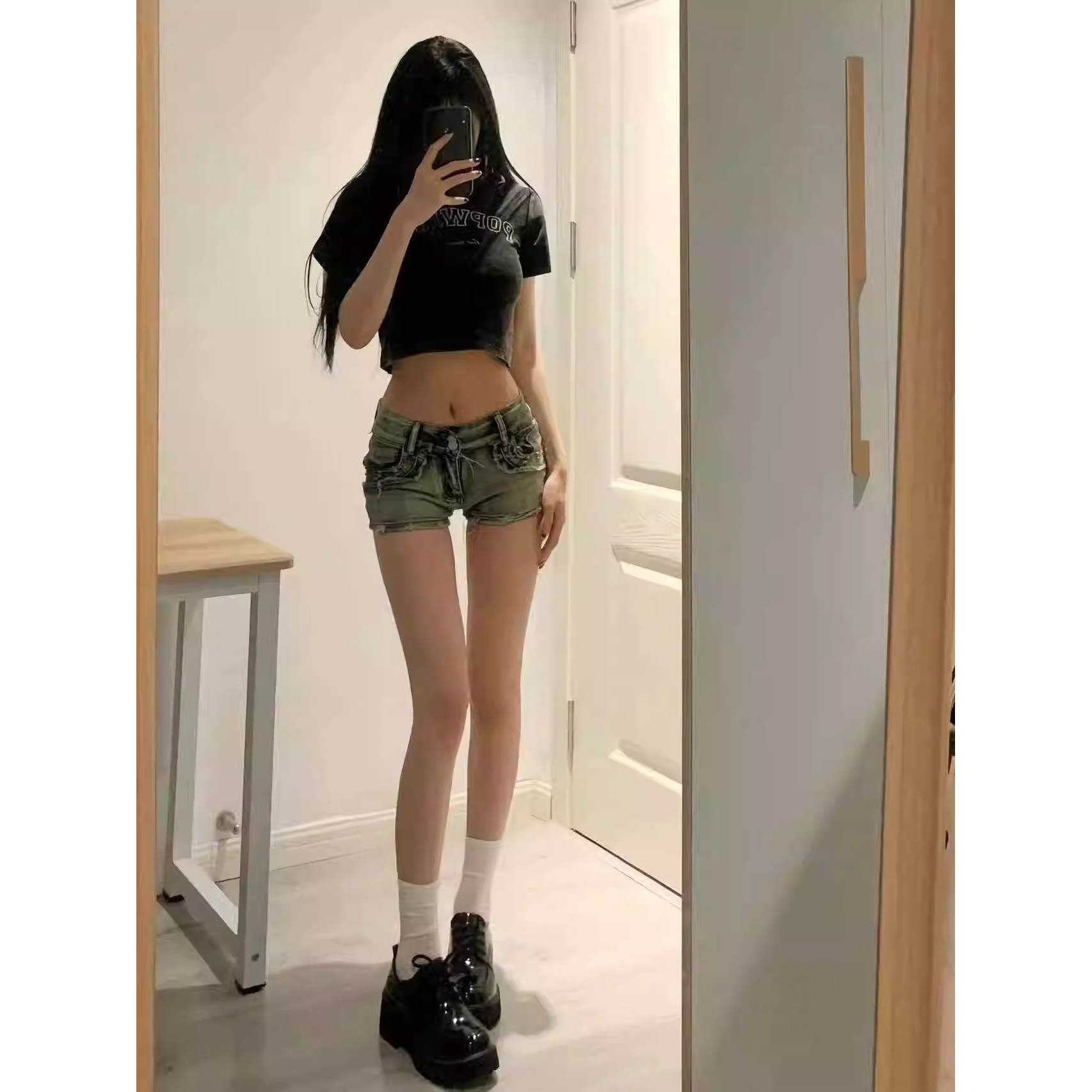 美式辣妹性感低腰牛仔超短裤女2025夏季新款修身显瘦包臀阔腿热裤