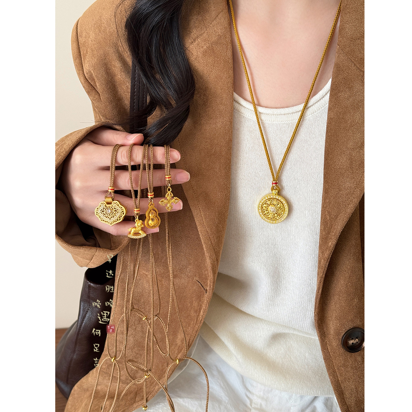 金色八宝罗盘项链国风轻奢配饰