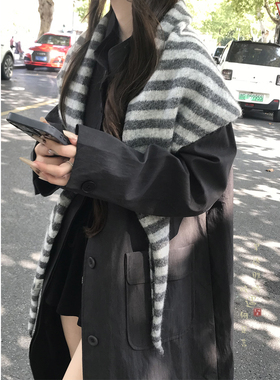 灰色三角巾披肩围巾两用女外搭高级感冬季加厚围脖2025新款小坎肩