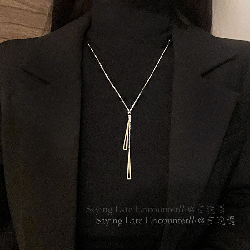 极简几何三角项链秋冬高级感配饰