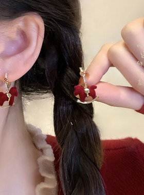 红色植绒小马锆石耳环女2026新年本命年耳环适合冬天戴的马年耳饰