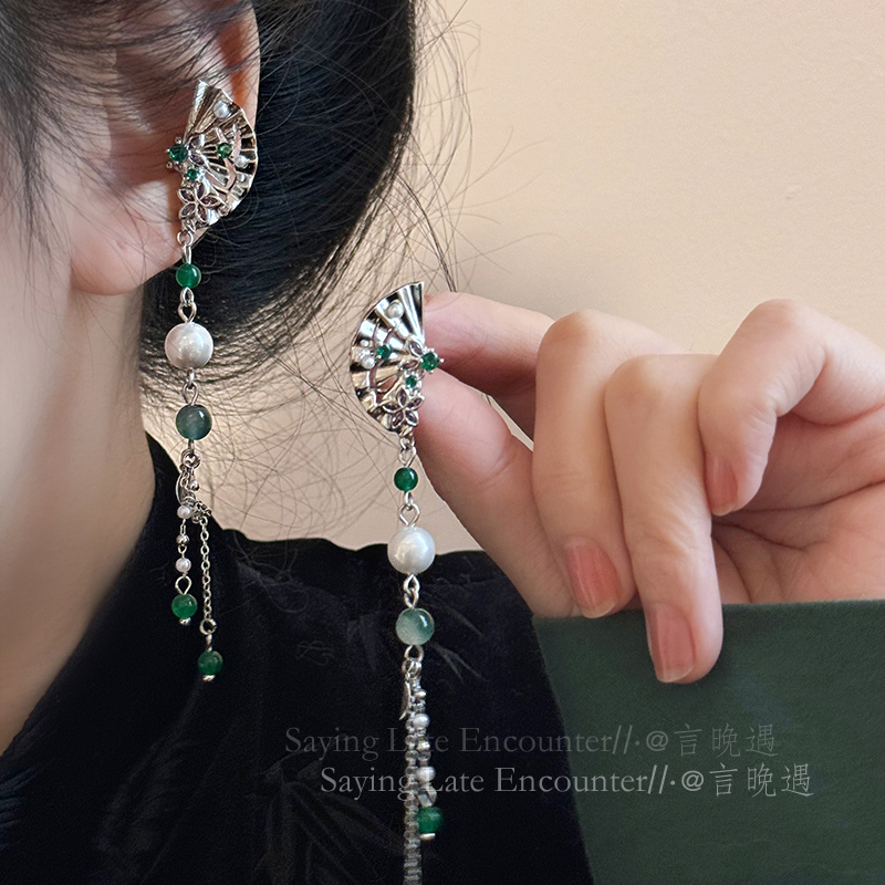 2026翩翩起舞~扇形平安扣长版流苏耳环女新中式国风无耳洞耳夹耳