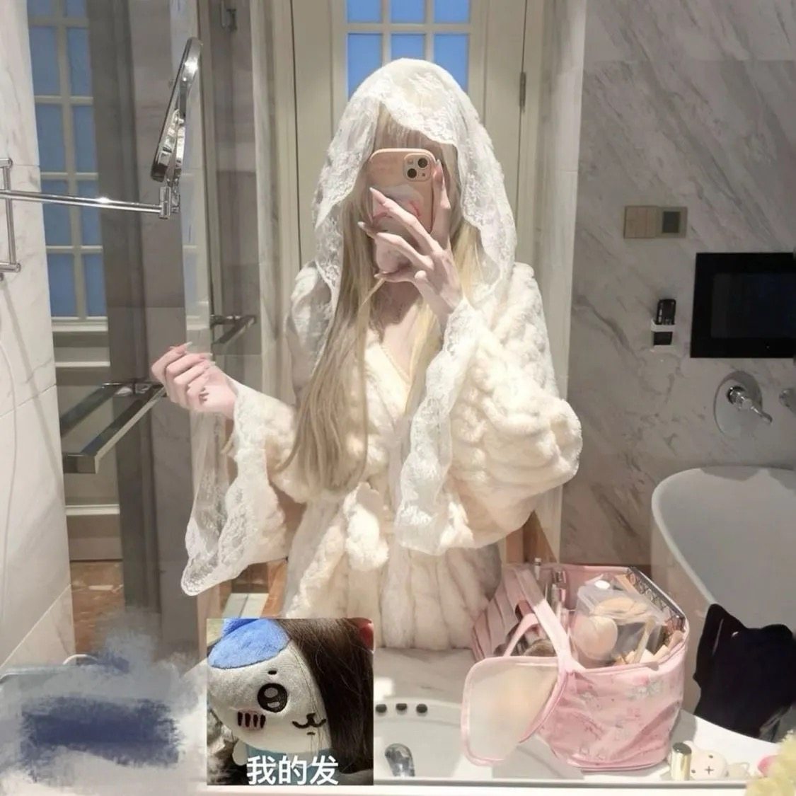 睡袍连帽蕾丝公主风超仙法式珊瑚绒加厚性感浴袍睡衣女秋冬家居服