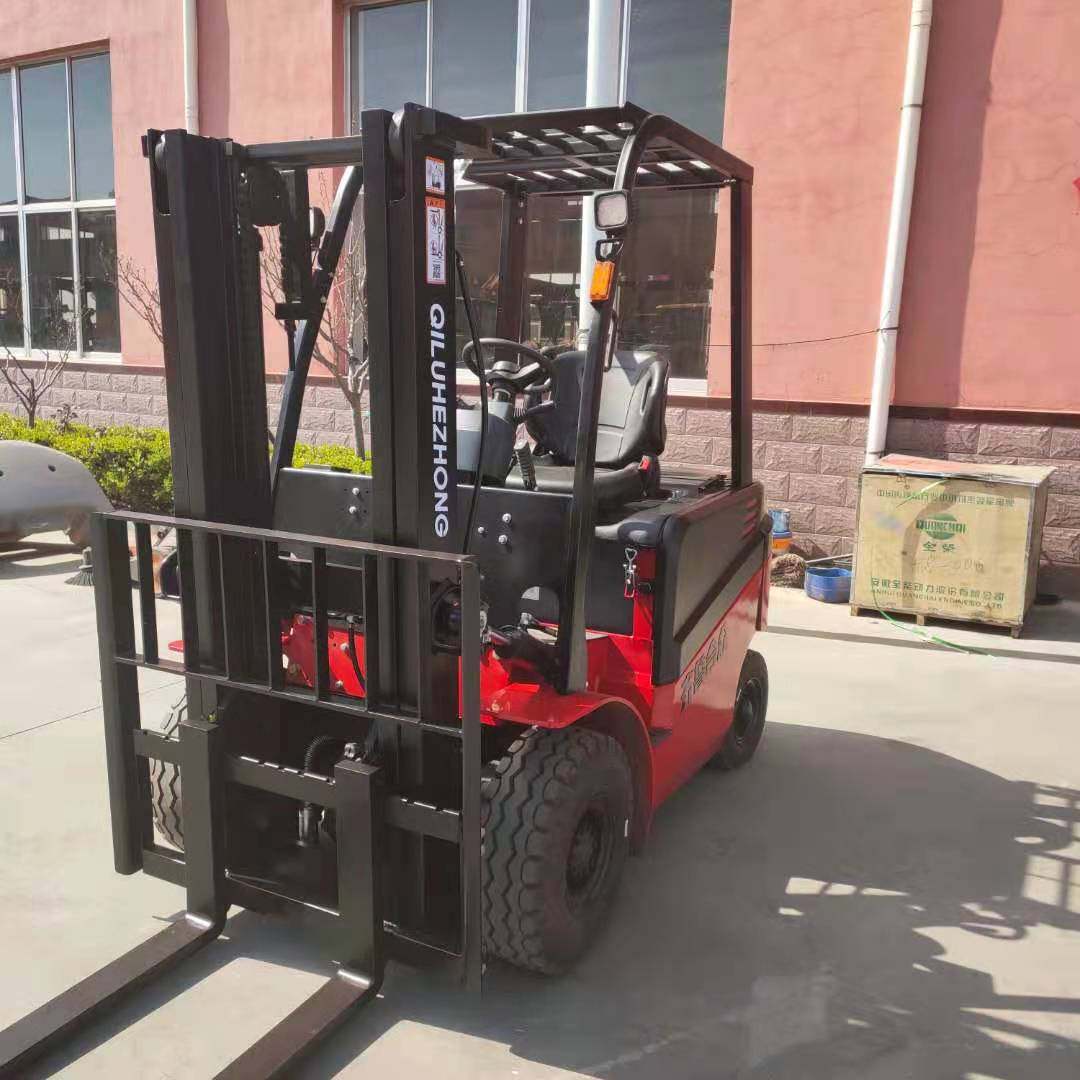国三铸铁新柴液压柴油叉车 货运物流搬运叉车 多用途装卸叉车