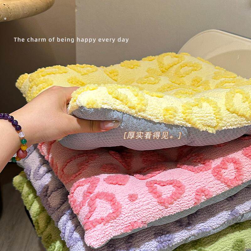 爱心坐垫椅子垫办公室久坐宿舍教室学生防屁股痛垫子沙发地上屁垫