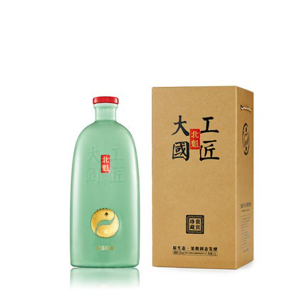 大国工匠珍藏果粮香型酒装贵宾